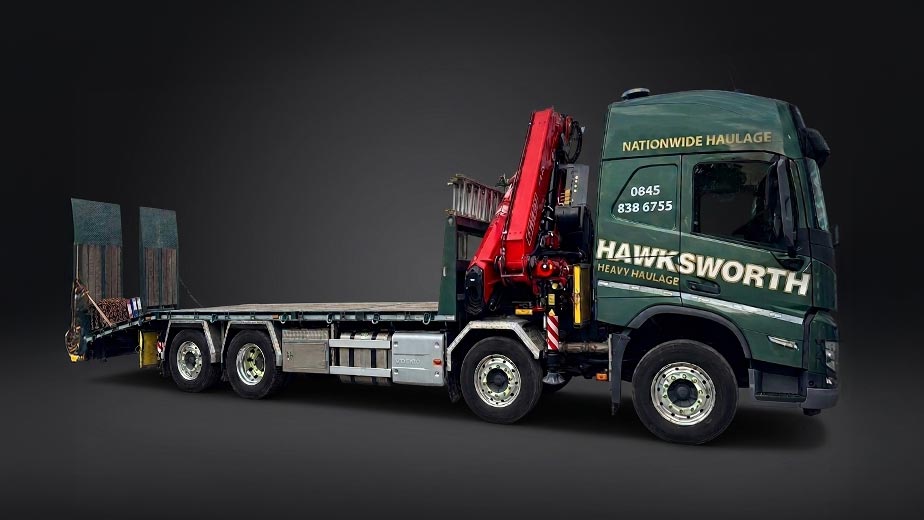 Volvo FM460 8×2 Plant Beavertail with HIAB Crane
